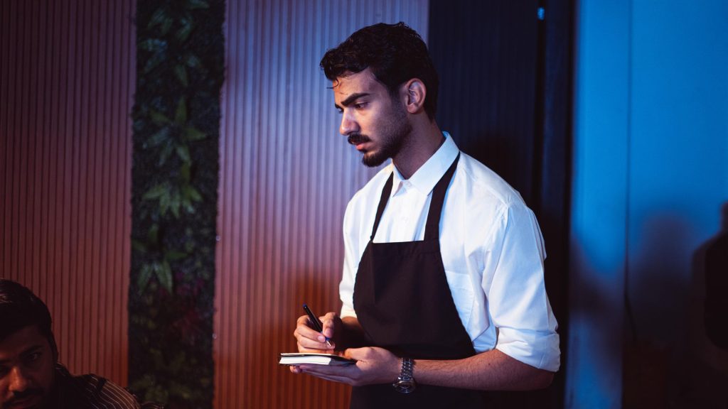Personalmangel in der Gastronomie: Laufwege sparen statt neue Kräfte suchen